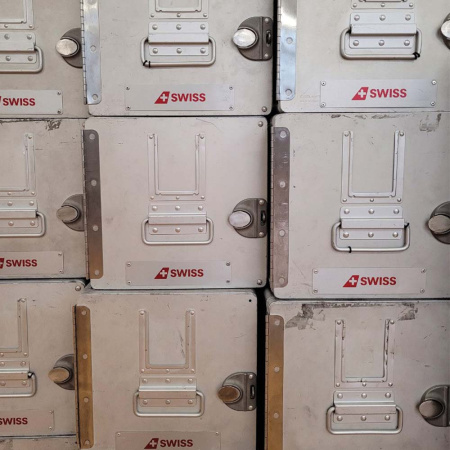 SWISS Air flight boxes